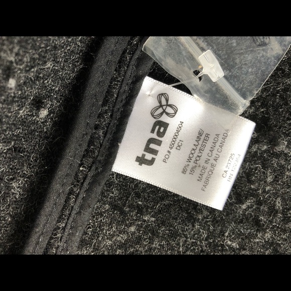 TNA Aritzia Wool Coat (NWOT) Made in Canada - Picture 7 of 7